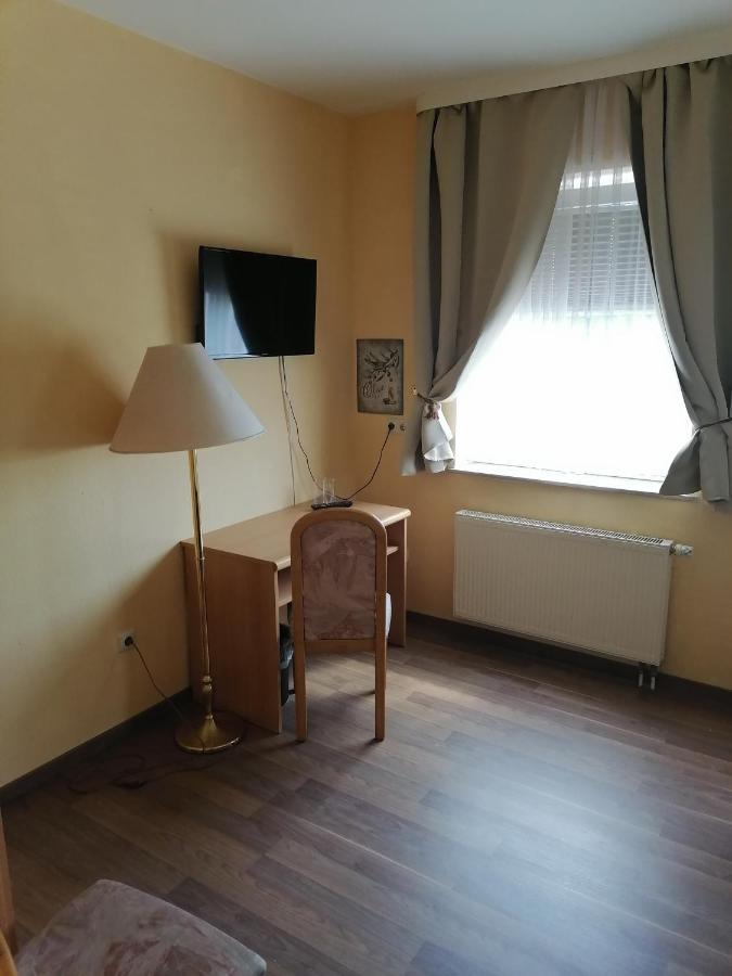 Pension Kuehnauer Hof Dessau-Rosslau Exteriör bild